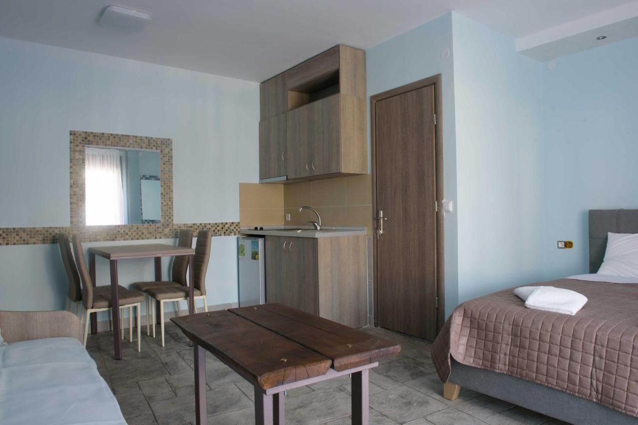3D Iliadis Suites Ierissós Buitenkant foto